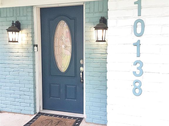 3rd image of 10138 E Lakeshore Dr