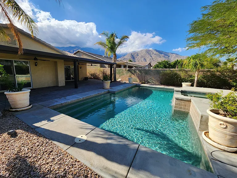 716 Summit Dr — Photo 22