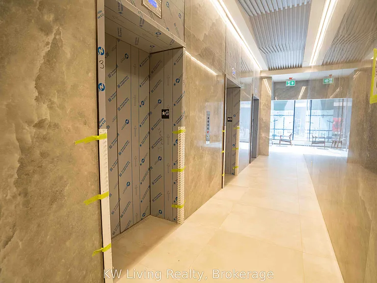 609 Sherbourne St #1105 — Photo 3