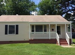 110 Leavenworth St, Petersburg, VA 23803