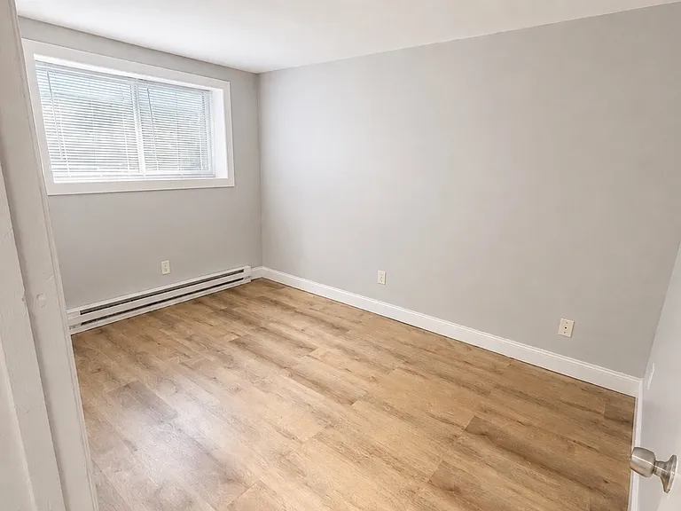 96 Itasca St #1 — Photo 10
