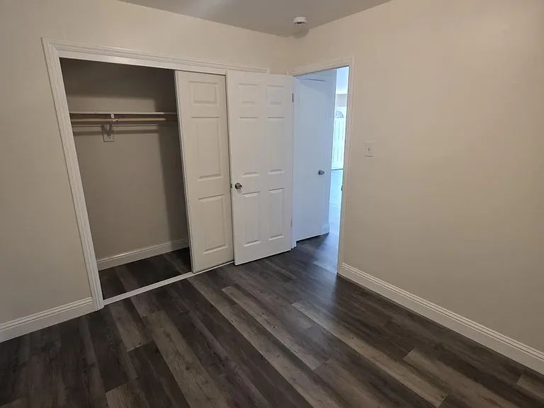 302 Maple Ave #300 — Photo 10