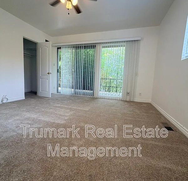 3941 Clayton Ave — Photo 8