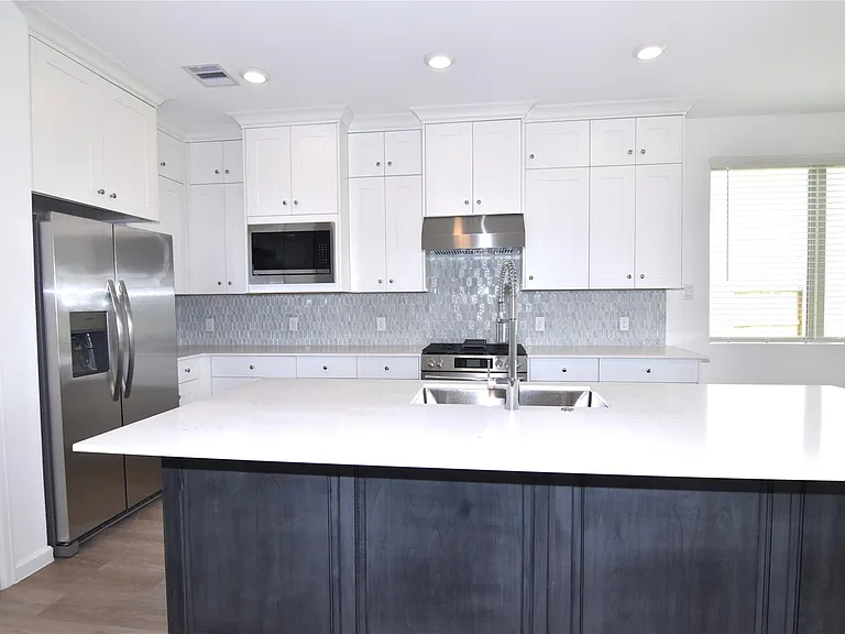30375 Centipede Grove Ln — Photo 5