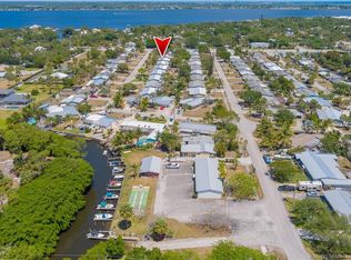 413 SE Robalo Ct, Stuart, FL 34996