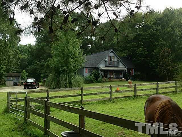 1900sf house
