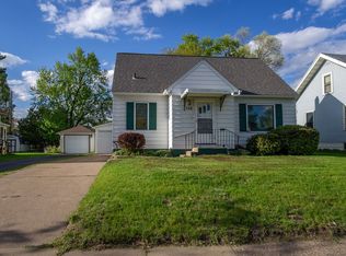 708 Marshall St, Eau Claire, WI 54703