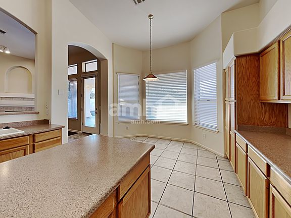 4th image of 13323 W Alvarado Dr