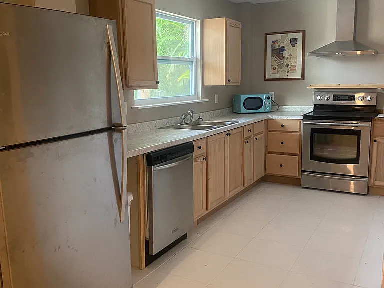 6527 Fuller Dr — Photo 12