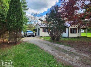 7405 Lansing Rd, Perry, MI 48872