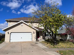 2973 W Knob Hill St, Springfield, MO 65810