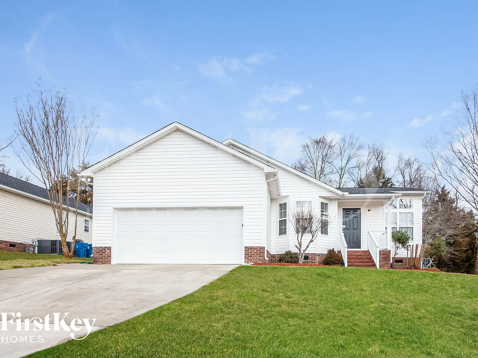 3 bed, 2.0 bath, 1462 sqft, $1,900 — Photo 1