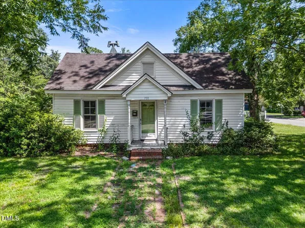 700 N Webb St, Selma, NC 27576