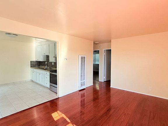 2nd image of 2424 94th Ave APT 1