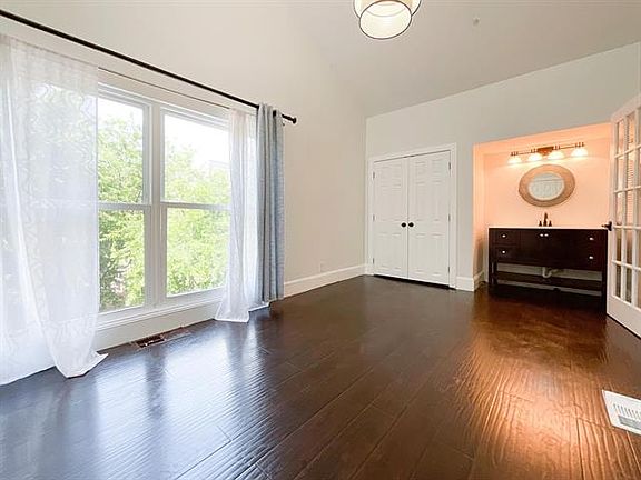 2nd image of 5815 Phoenix Dr #1B2