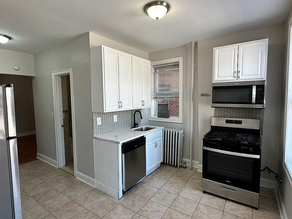 112 Stuyvesant Ave #5L