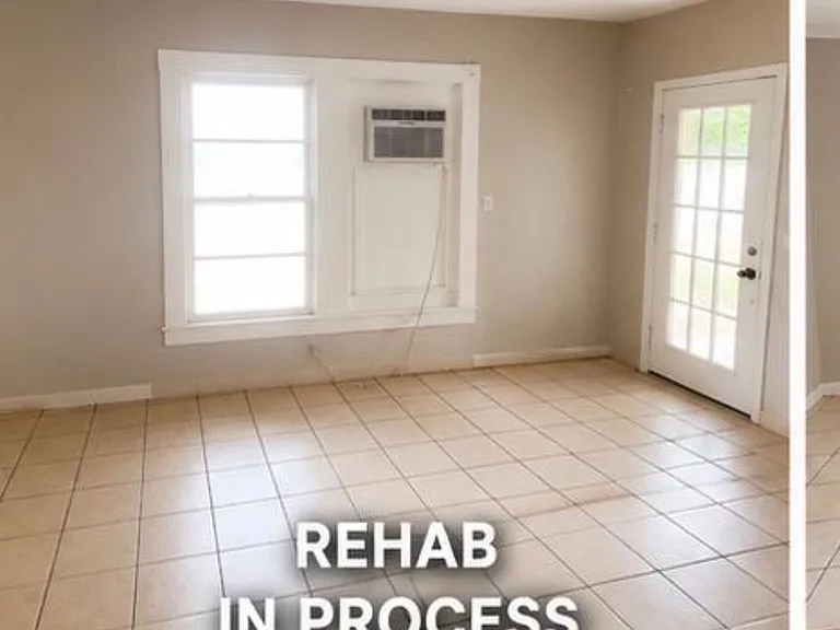 1224 Sloan Ave — Photo 2