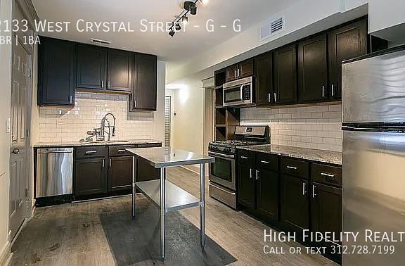 2nd image of 2133 W Crystal St #G