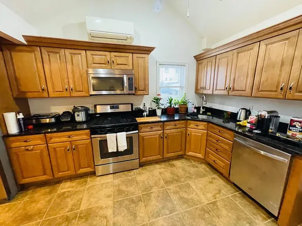 9 Woodward Ave #1, Quincy, MA 02169