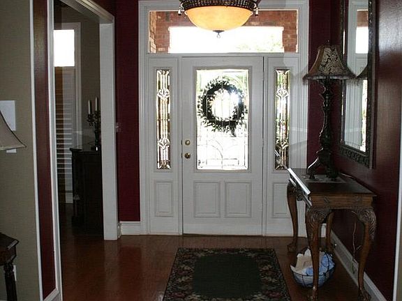 3rd image of 3917 Fairwood Ct