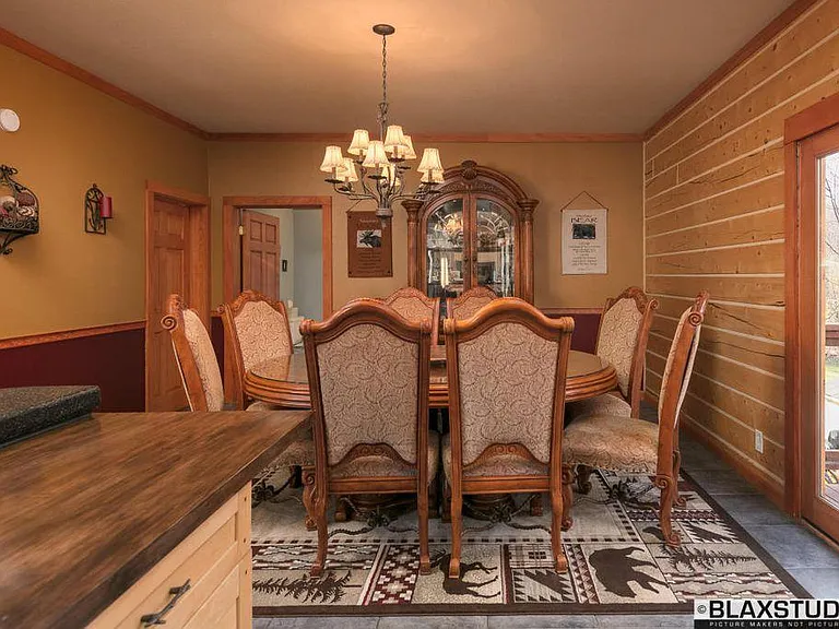 Dining room main floor