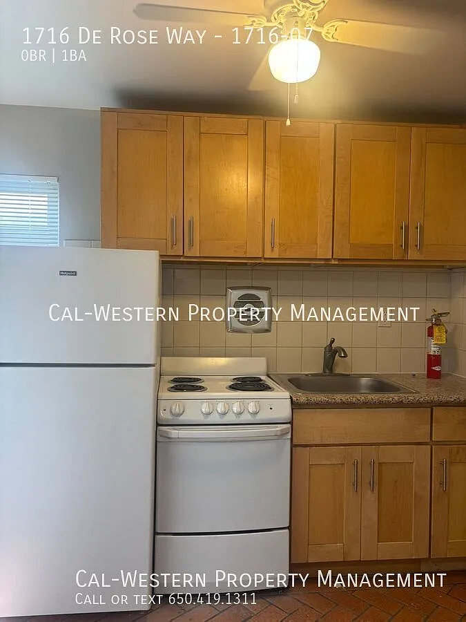 Building Photo - 1716 De Rose Way #7