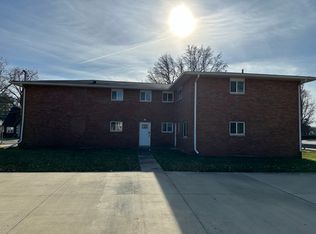 2500 Donald Ave #E, Alton, IL 62002