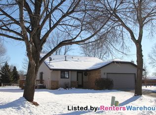 10575 Bluebird St NW, Coon Rapids, MN 55433