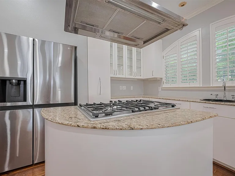 5302 Fayette St — Photo 7