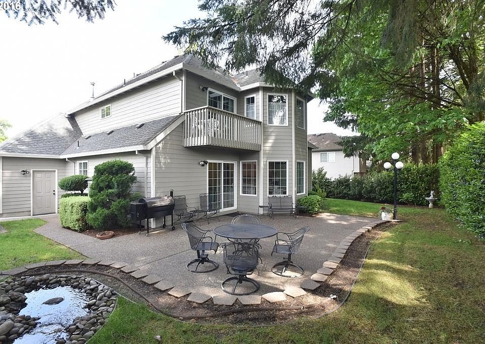 2nd image of 8922 SW Greensward Ln