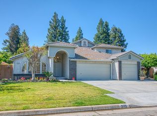 2113 E Portland Ave, Fresno, CA 93720