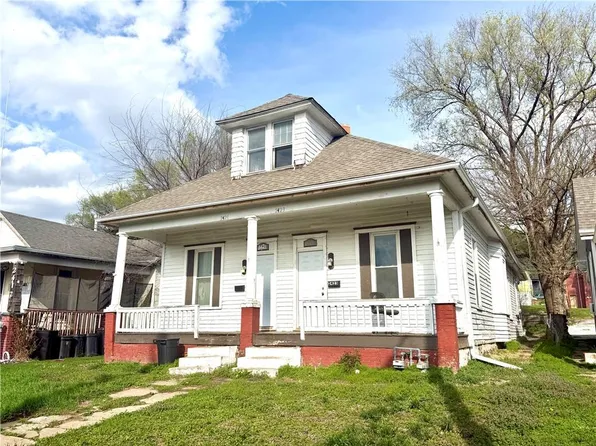 2421-2423 S 11th St, Saint Joseph, MO 64503