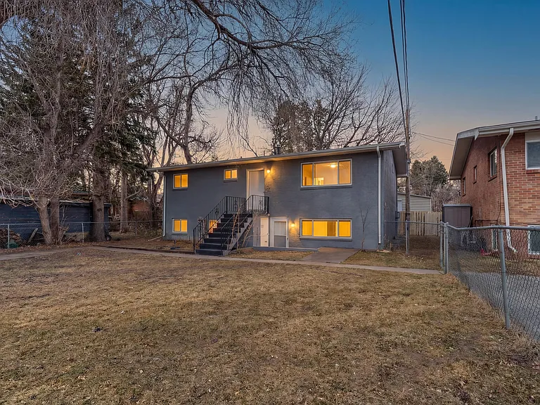 1112 Gard Pl #2 — Photo 1