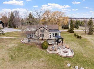 7190 Hilly Ln, Cedar Grove, WI 53013