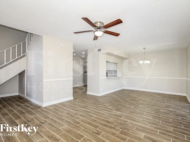 3724 W Michigan Ave — Photo 3