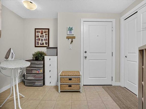 3rd image of 16 SE Varsity Estates Cir NW #107