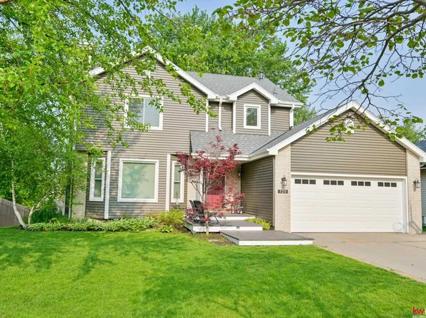 7211 S 30th Pl, Lincoln, NE 68516