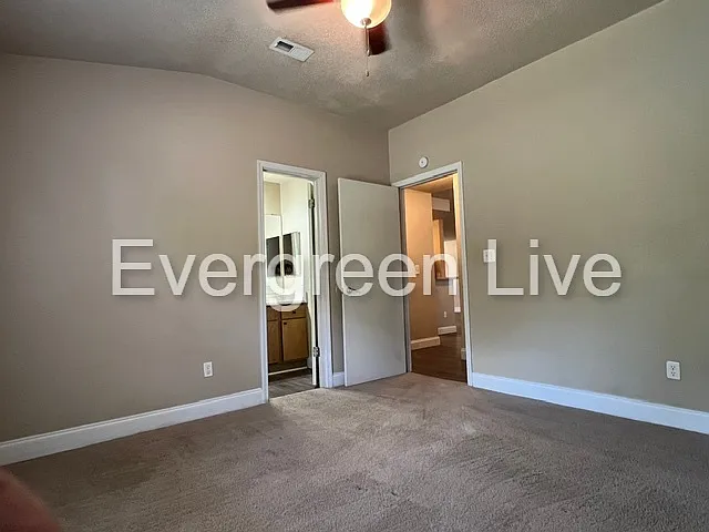 117 Willow Gardens Ct — Photo 10