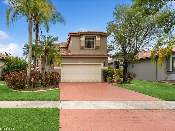 2nd image of 19240 NW 13th Street