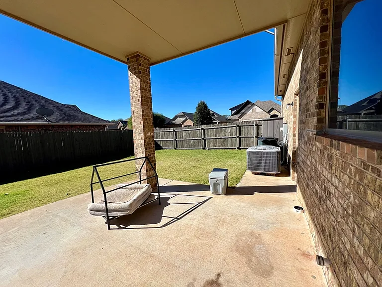 11748 SW 25th Ter — Photo 33