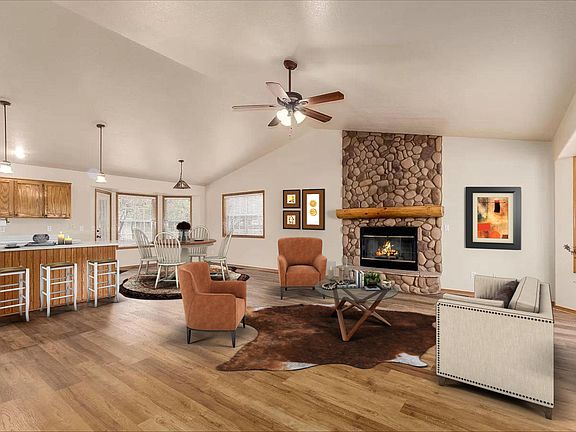 5th image of 111 N Parkwood Ln