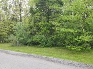 82 & 83 Saluki Way, Goreville, IL 62939