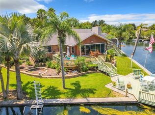 983 SE 1st Ct, Crystal River, FL 34429