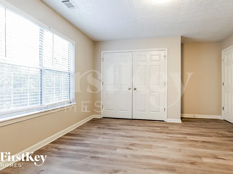 3085 Piper Dr — Photo 7