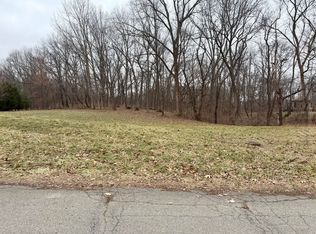 2400 Throughwoods Dr, Valparaiso, IN 46385