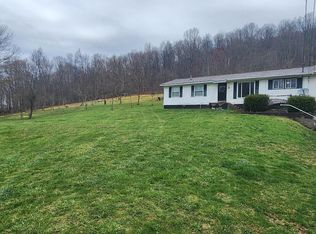 1399 Greenbrier Rd, Richwood, WV 26261