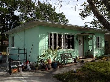 1st image of 1041 Salih St