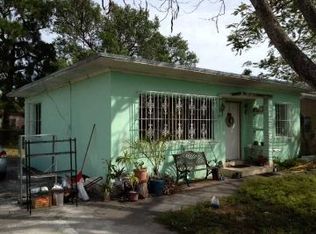 1041 Salih St, Opa Locka, FL 33054