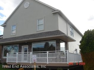 230 S Main St, Alburtis, PA 18011