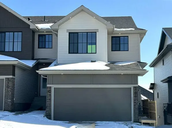 366 N Heritage Blvd, Cochrane, AB T4C 2M1